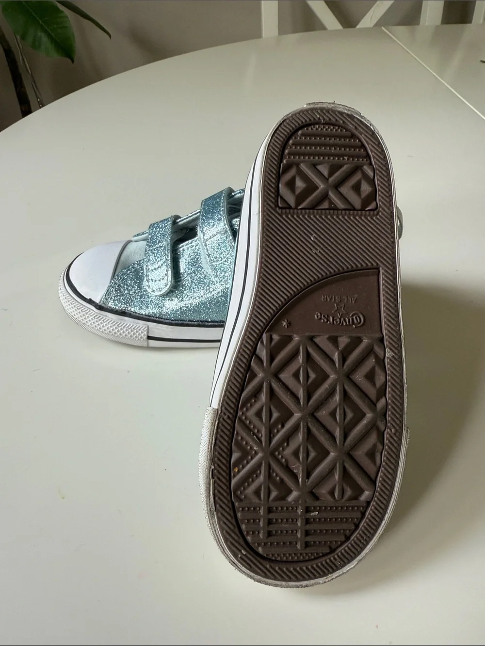 Converse Kids Glitter Velcro Sneakers in Teal Sparkle